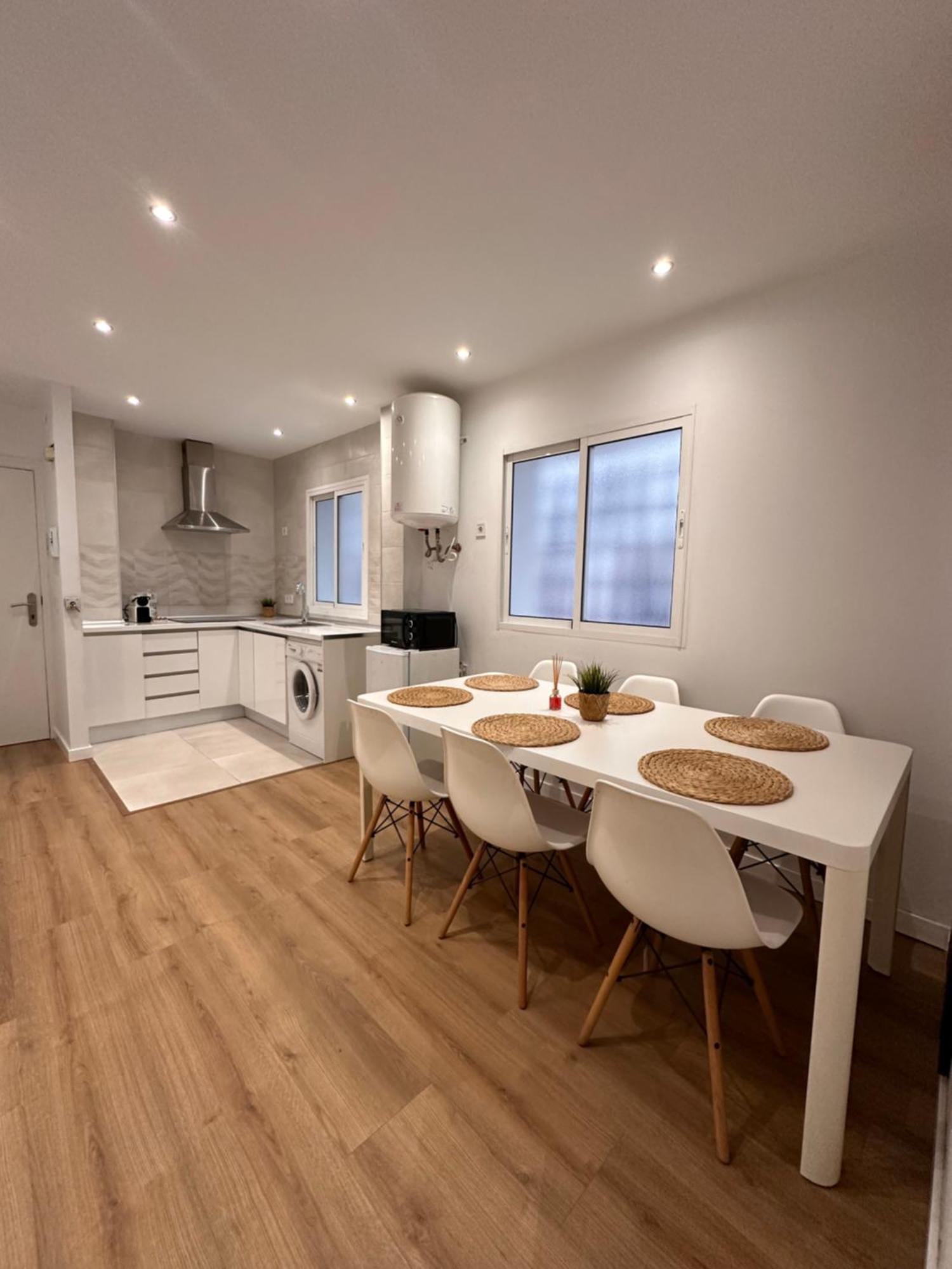 Ferienwohnung Claveles De Luxe Málaga Exterior foto