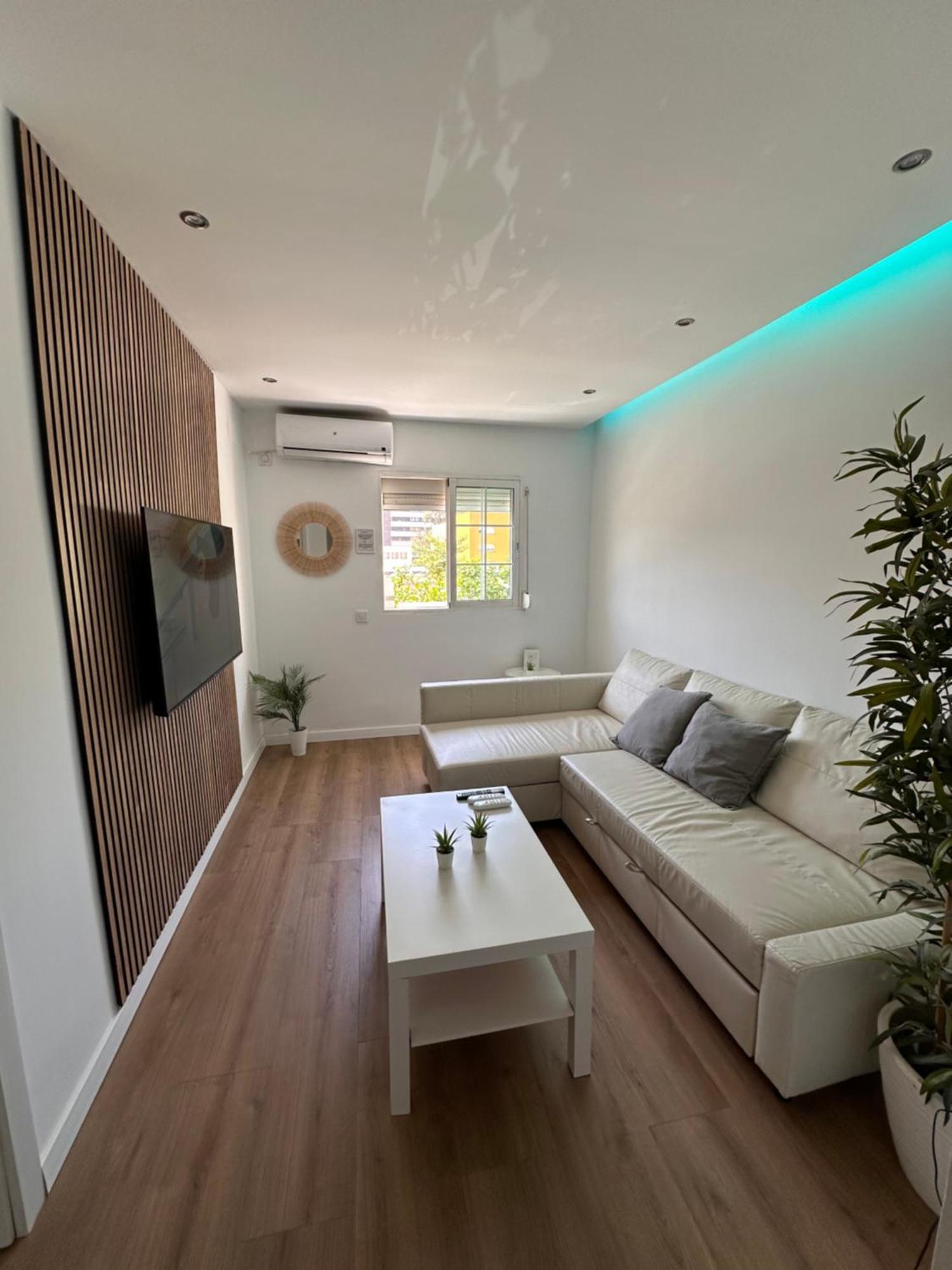 Ferienwohnung Claveles De Luxe Málaga Exterior foto